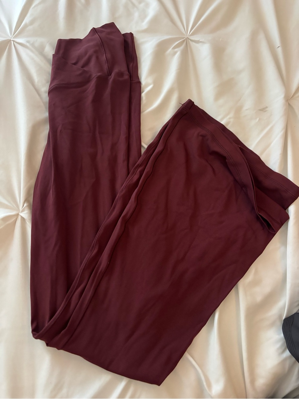 OFFLINE By Aerie Real Me High Waisted Crossover Flare Legging